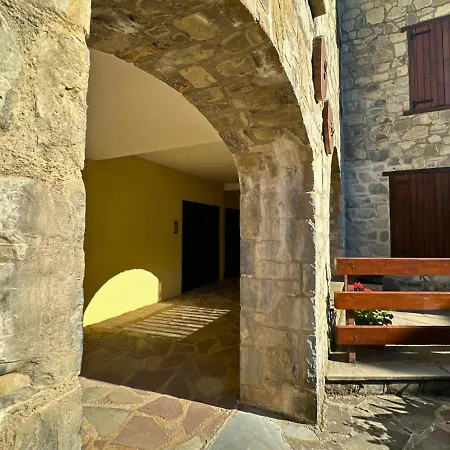 Caldares Exclusivo Atico En El Pueyo De Jaca *
