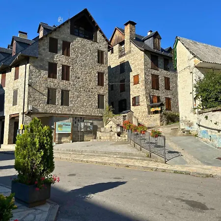 Διαμέρισμα Caldares Exclusivo Atico En El Pueyo De Jaca *